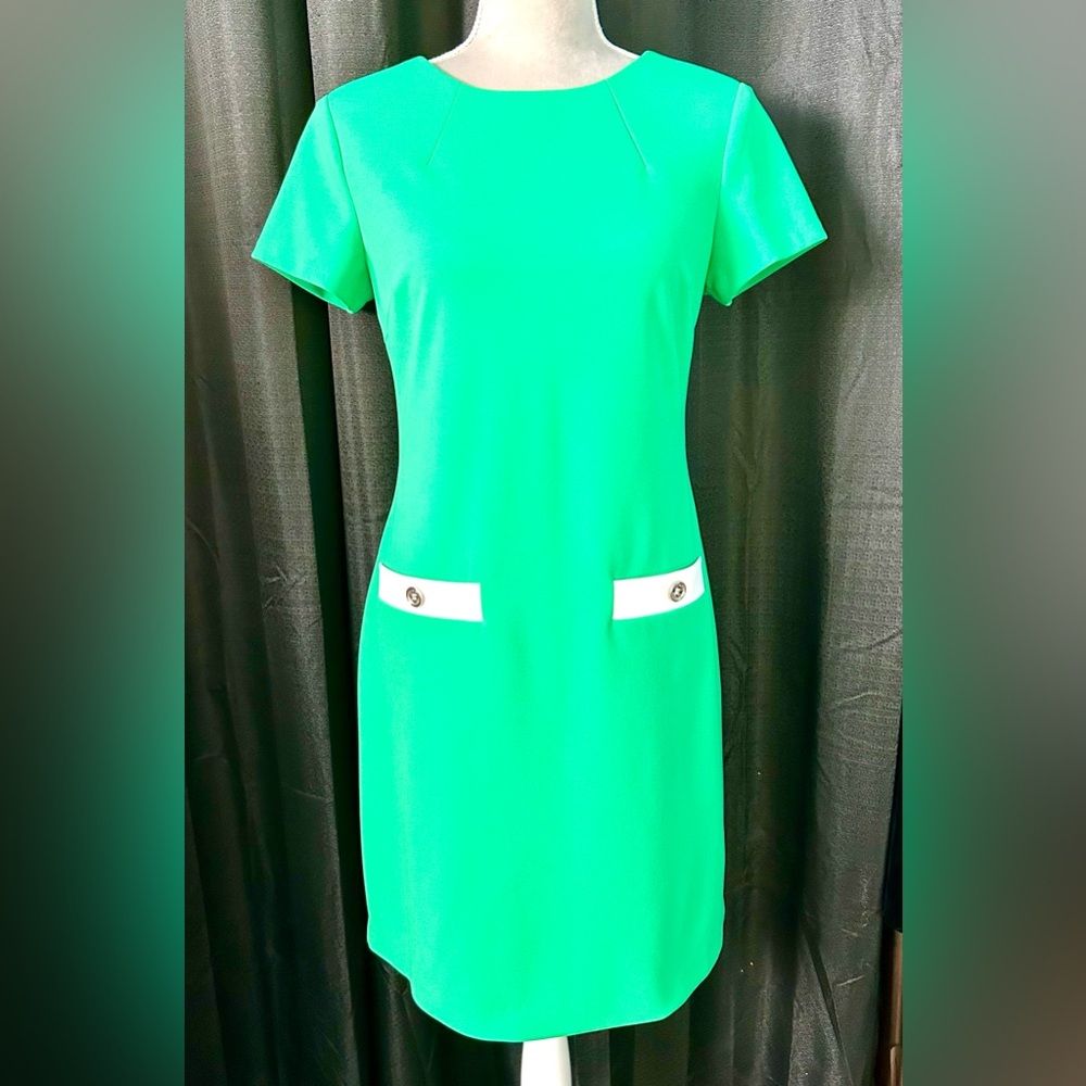 Tommy Hilfiger Green, White Knee Length Shift Dress, Size 4